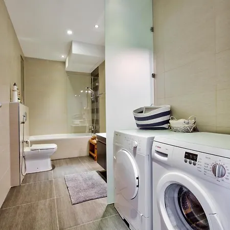 Stunning 2 Bed Meters Away From 公寓 斯利马