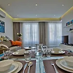 Stunning 2 Bed Meters Away From סליאמה