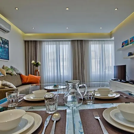 Bright And 2 Bedroom In Sliema