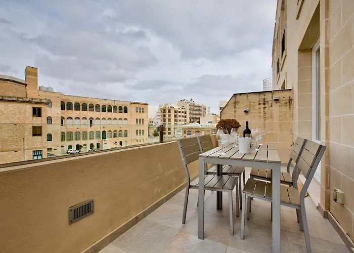 Stunning 2 Bed Meters Away From 아파트 *