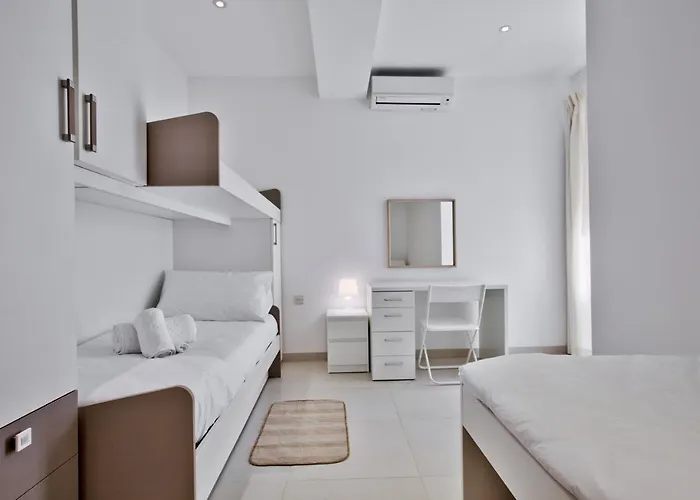 아파트 Stunning 2 Bed Meters Away From