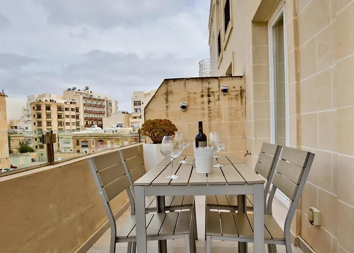 아파트 Stunning 2 Bed Meters Away From *