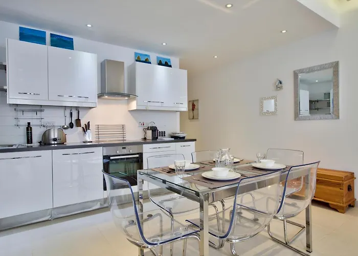 아파트 Stunning 2 Bed Meters Away From