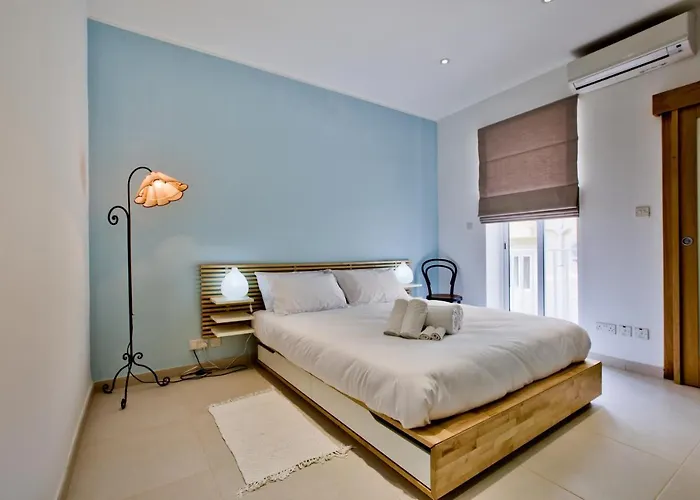 아파트 Stunning 2 Bed Meters Away From 슬리에마